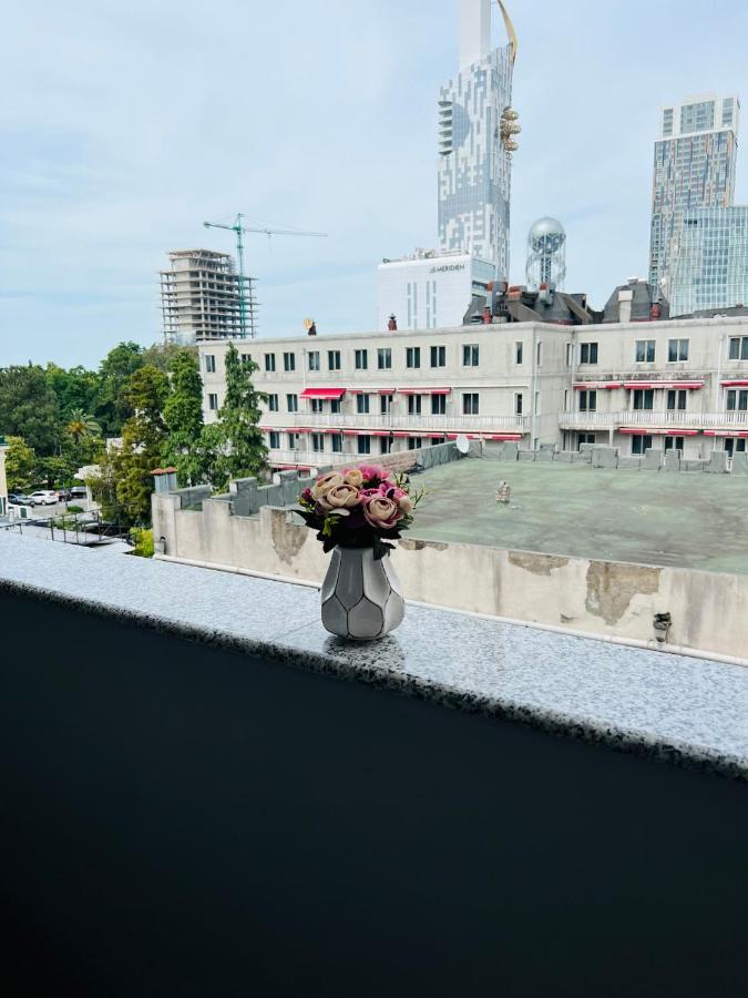 Old Batumi Apartment ภายนอก รูปภาพ