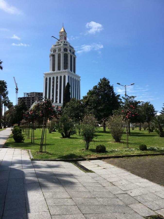 Old Batumi Apartment ภายนอก รูปภาพ